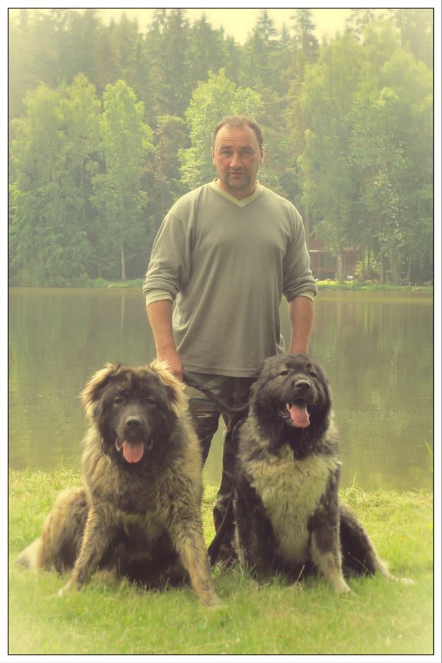 Nabi (10m.) a Chita (4r.) v Ratmírově